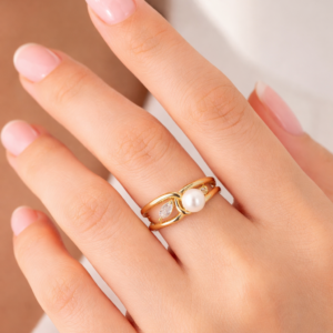 Pearl and stone ring