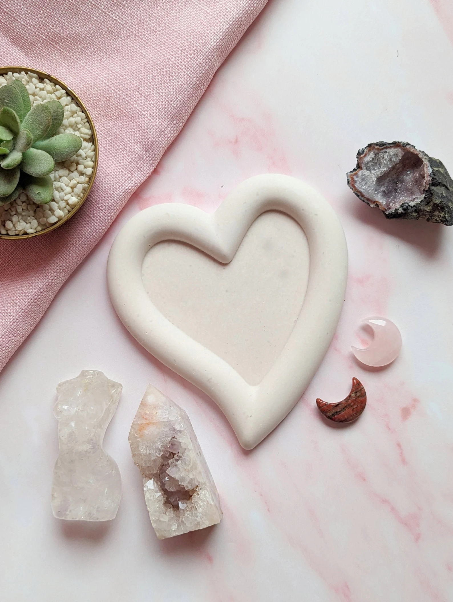 Groovy Heart Trinket Tray - Image 2