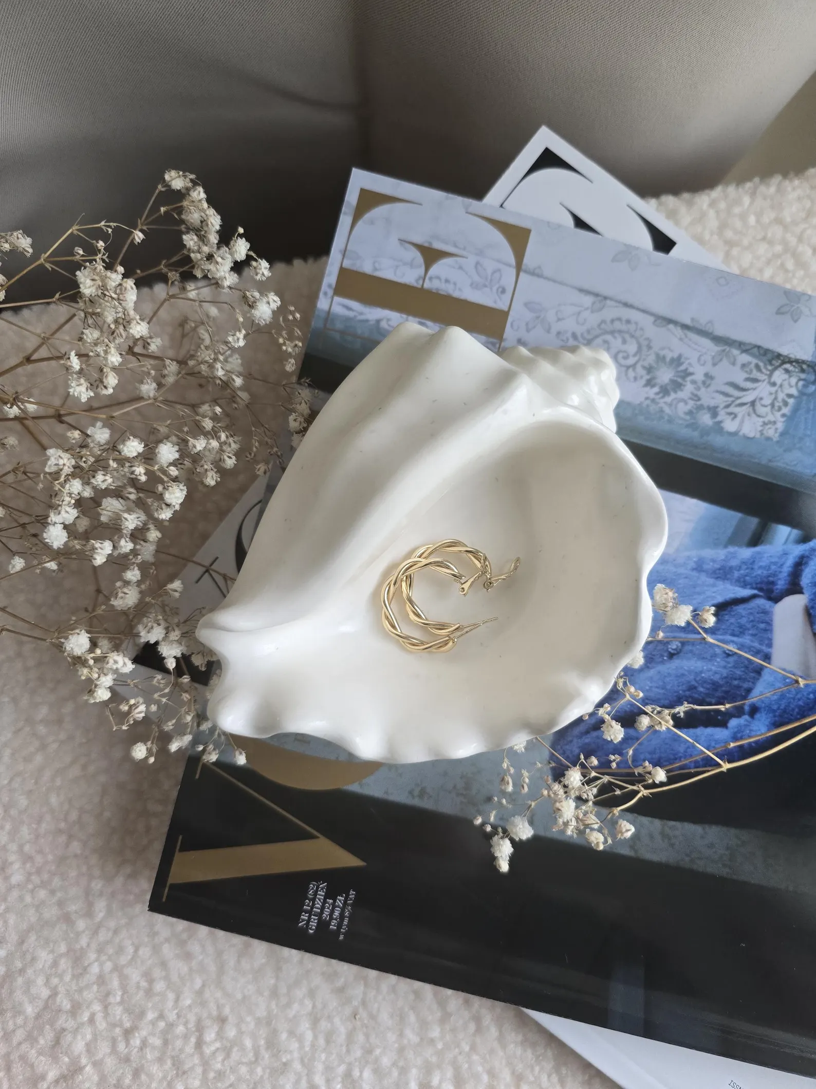 Conch Shell Jesmonite Vanity Tray - Image 2