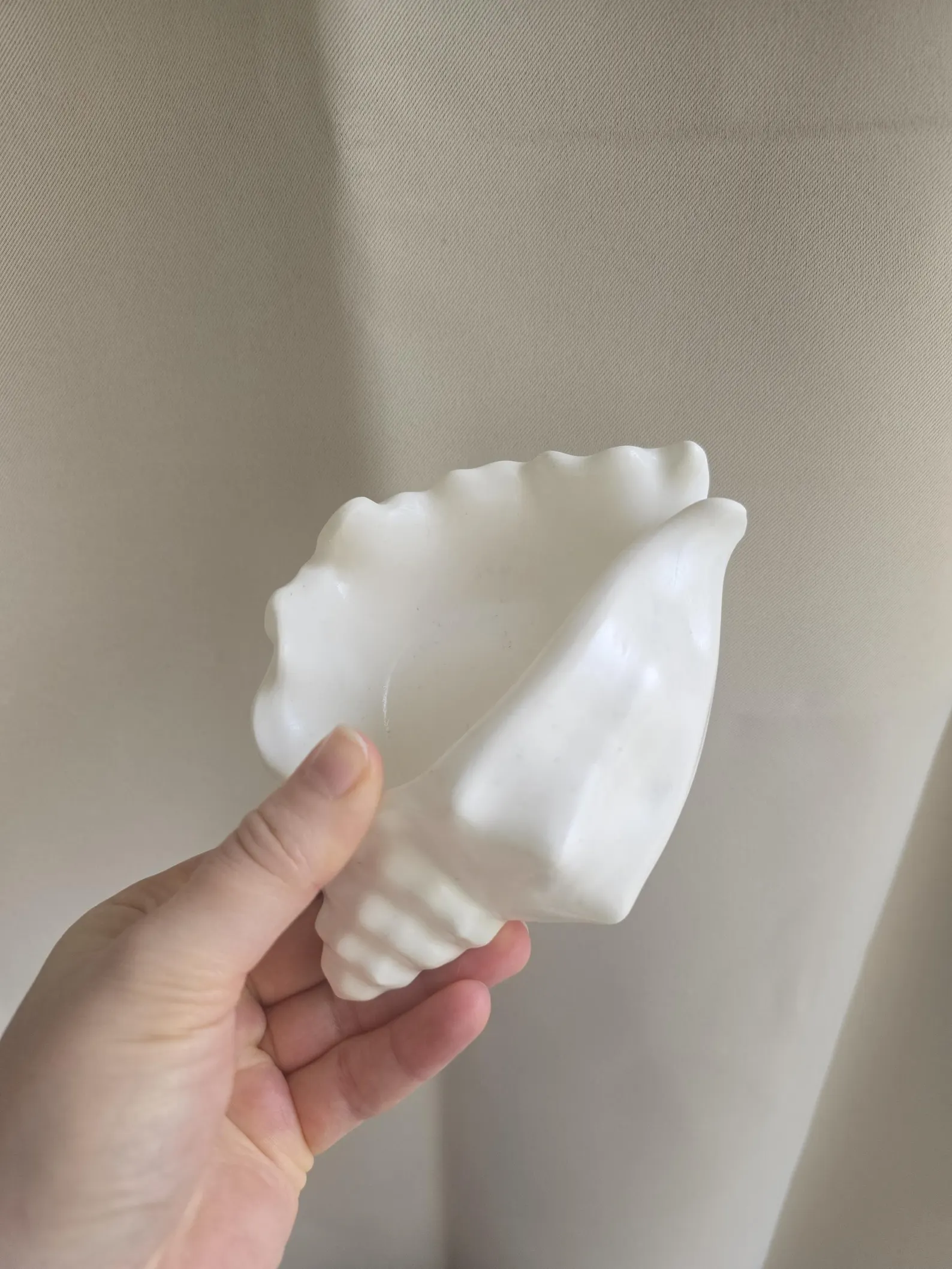 Conch Shell Jesmonite Vanity Tray - Image 4