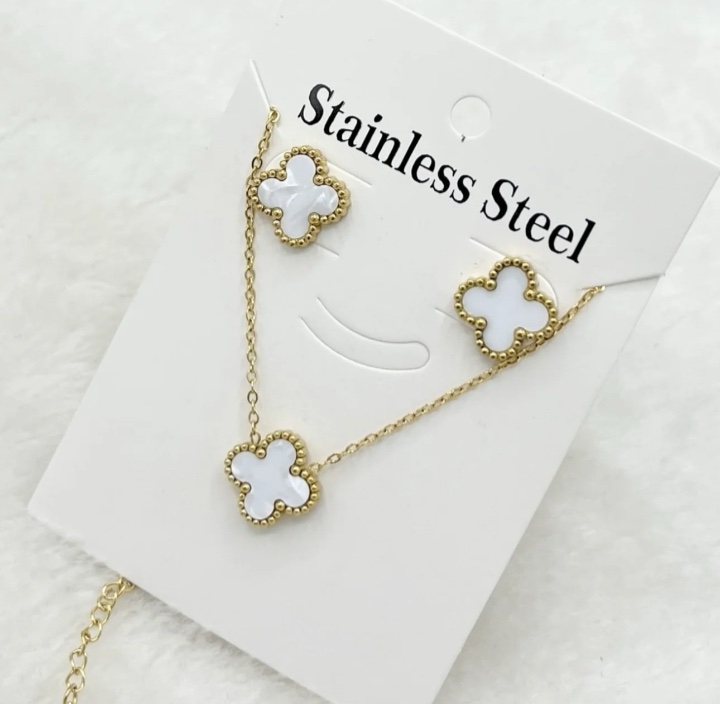 Clover set