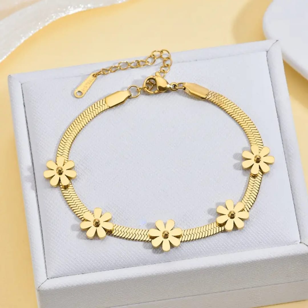 Flower bracelet