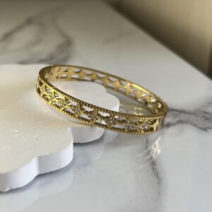 Zircon Clover Bangle