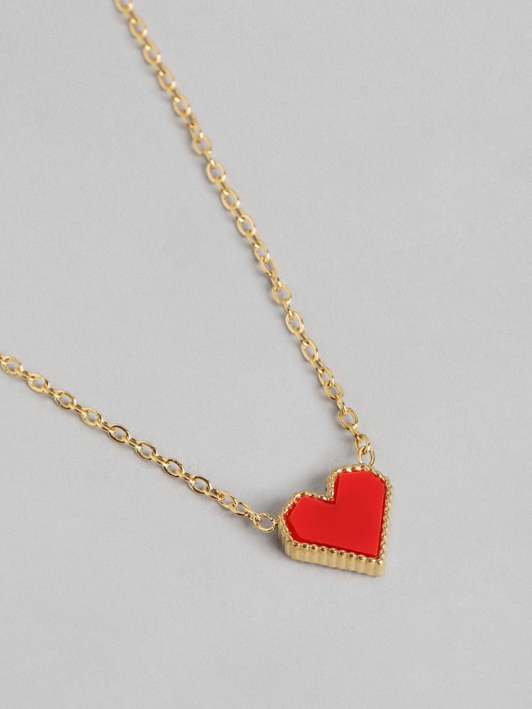 Red heart pendant