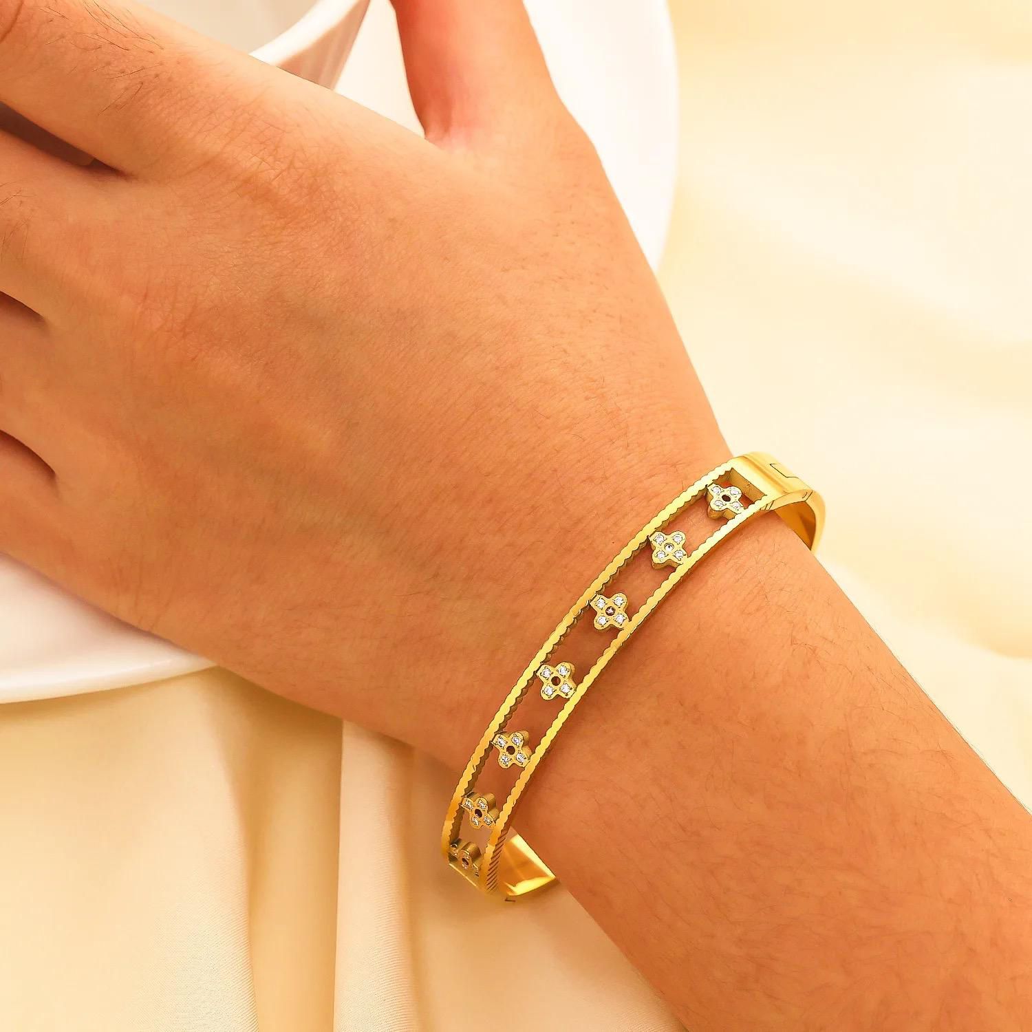 Nova Bangle - Image 4