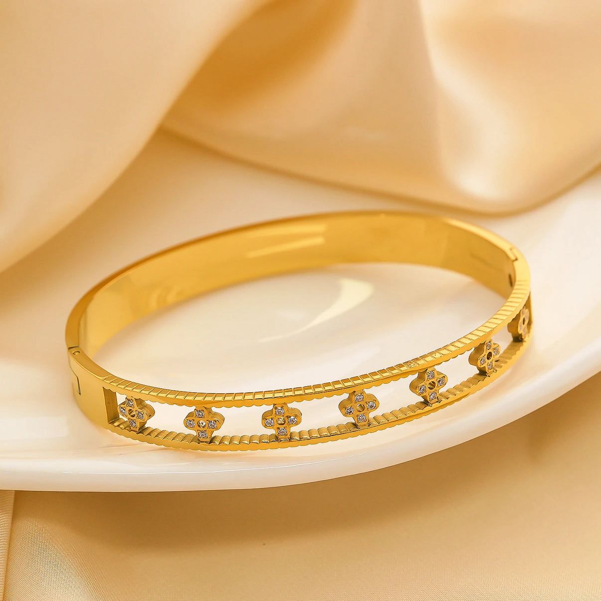 Nova Bangle - Image 5