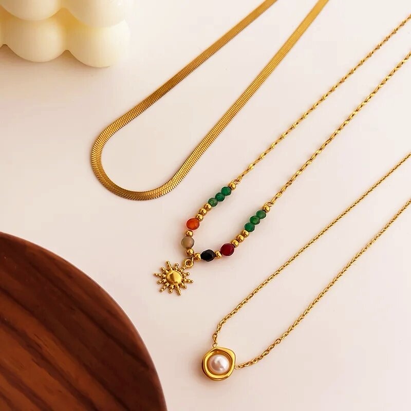 Sunflower pendant necklace - Image 4