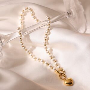 Pearl heart stainless steel pendant