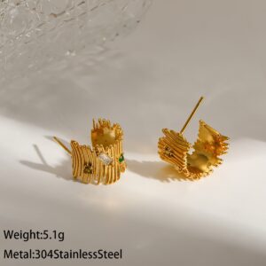Stainless hammered stud rhinestone earrings