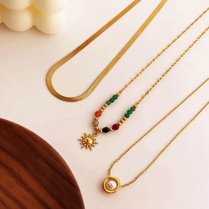 Sunflower pendant necklace - Image 4