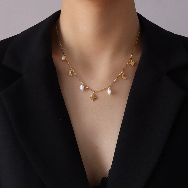 Stainless steel pearl charm necklace
